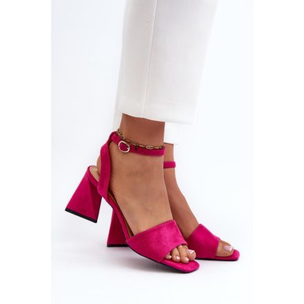 Magassarkú szandál model 196237 Step in style