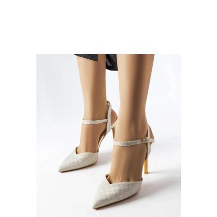 Tűsarkú körömcipő model 207847 Solea