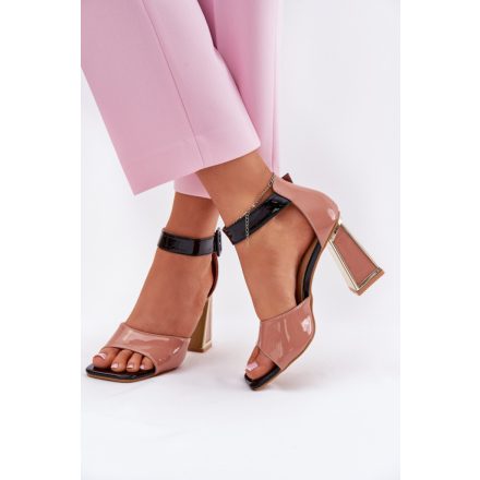 Magassarkú szandál model 212824 Step in style