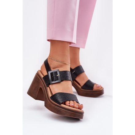 Magassarkú szandál model 213164 Step in style