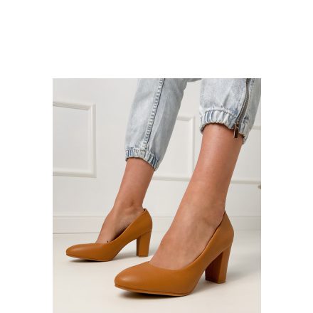 Magassárkú körömcipő model 214591 PRIMO