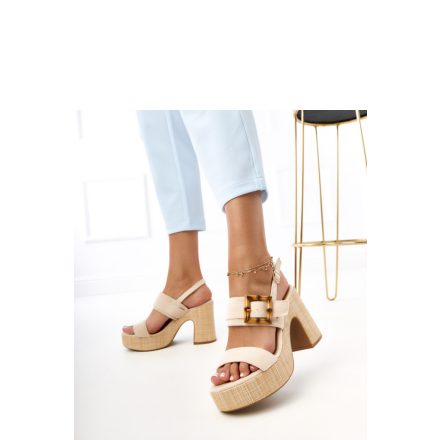 Magassarkú szandál model 215594 PRIMO