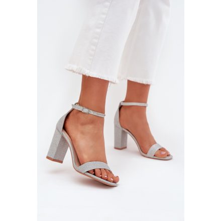 Magassarkú szandál model 215641 Step in style