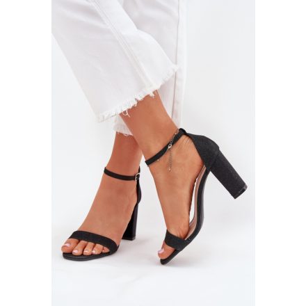 Magassarkú szandál model 215642 Step in style